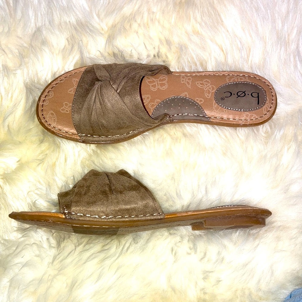 Sandals/ Worn once.